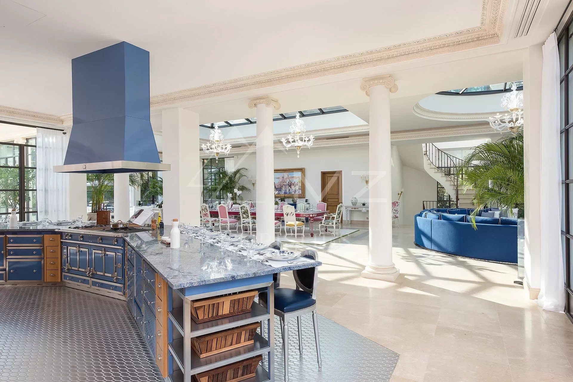 Architectural House Venetian Palace ONE-OF-THE-KIND, 10 bedrooms in Can Girona
