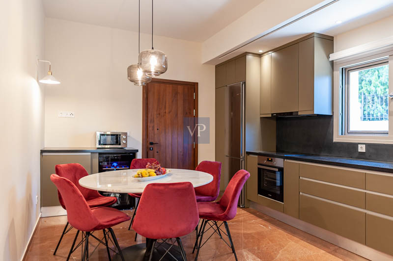 Premium Villa Stunning Ionian Breese Swimming pool, jacuzzi, sauna, 7 bedrooms in exclusive area of Barcelona