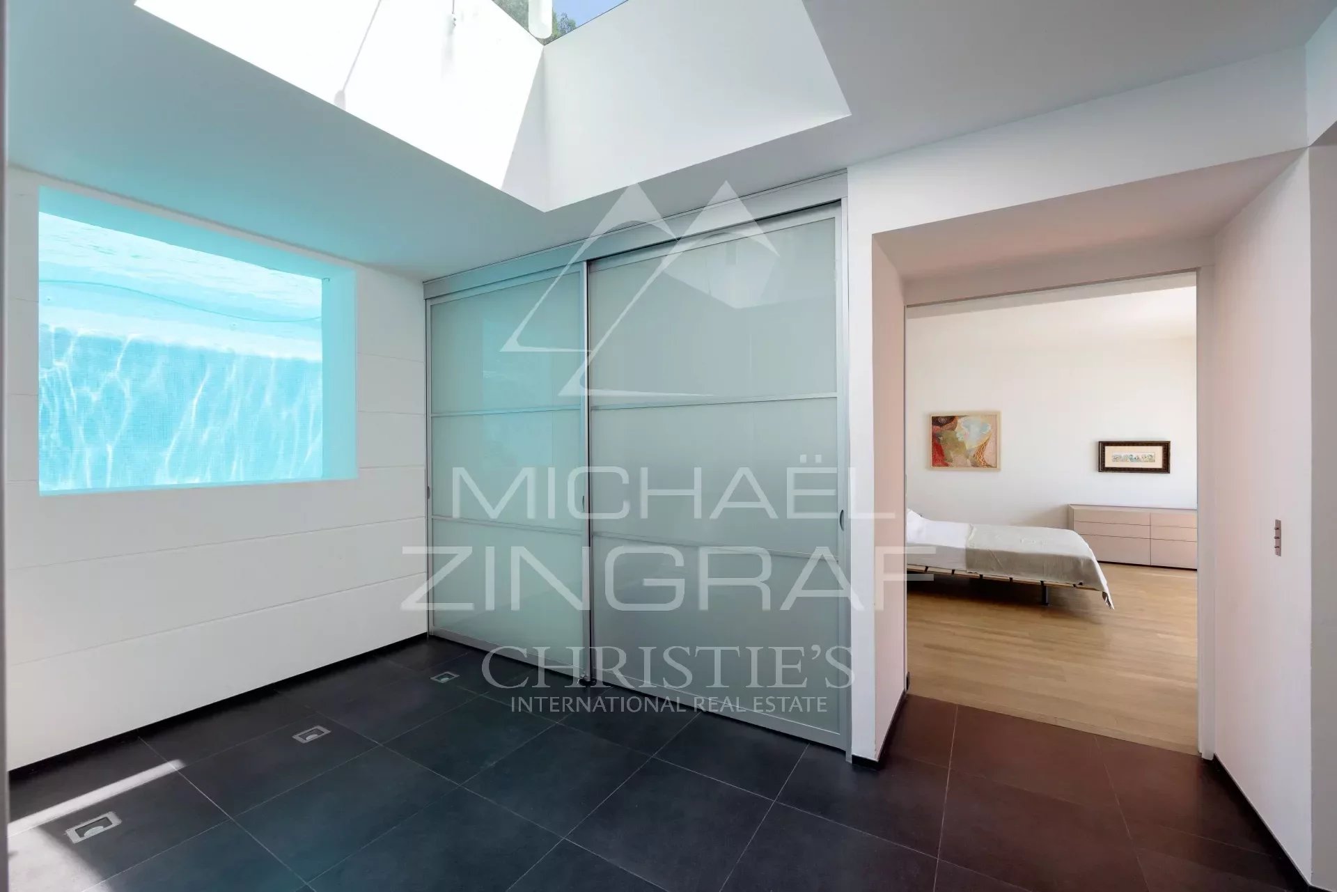 Architectural Villa Breathtaking view of the Bay Villefranche exceptional panorama, 5 bedrooms in Cabrera de Mar