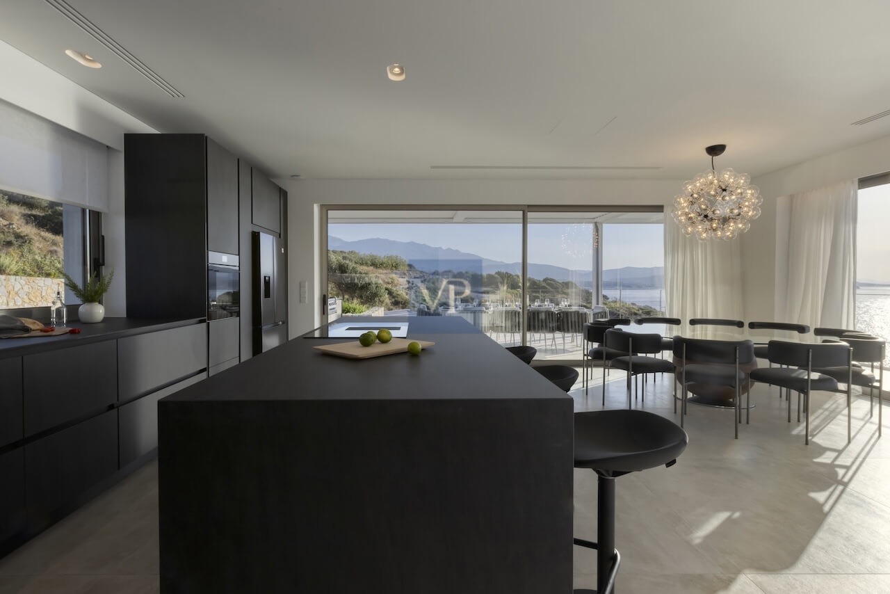 Luxury Villa Aoria Seafront, 5 bedrooms in  -